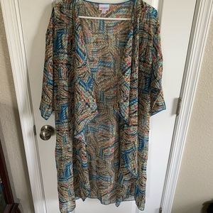 NWT LuLaRoe Bright and Colorful Shirley Kimono, Size M (Fits Sizes 10-18)